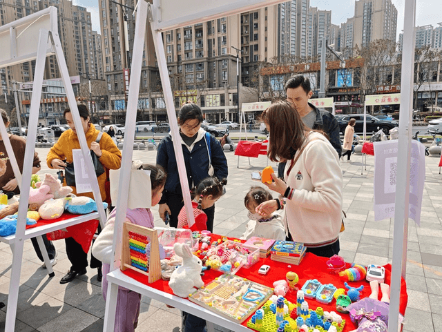 成都青台山社区“童益集市”暨项目总结活动